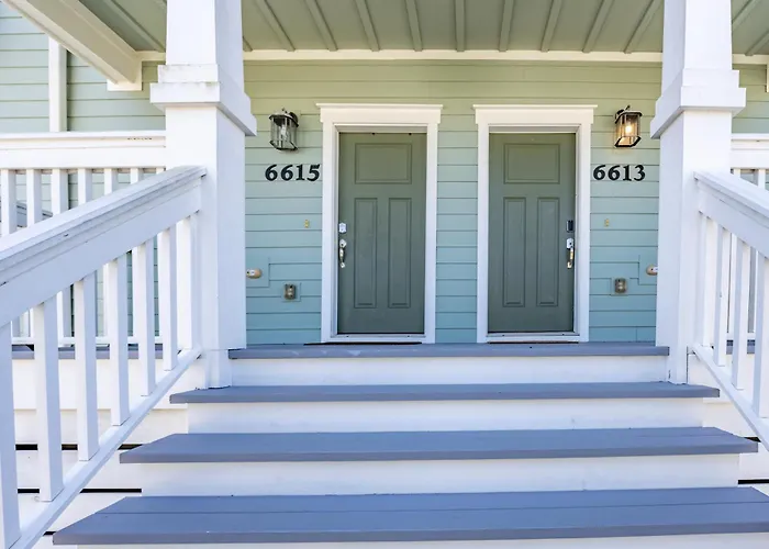 6613 Carlinga Drive By Pkrm * Pensacola