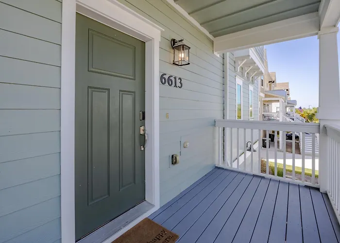 6613 Carlinga Drive By Pkrm * Pensacola